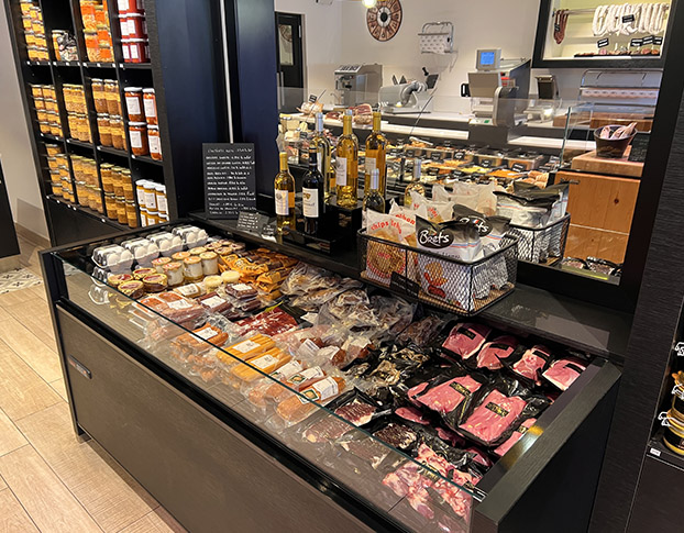 Une épicerie fine avec des produits frais, de la charcuterie, des vins et des conserves Toulouse 31